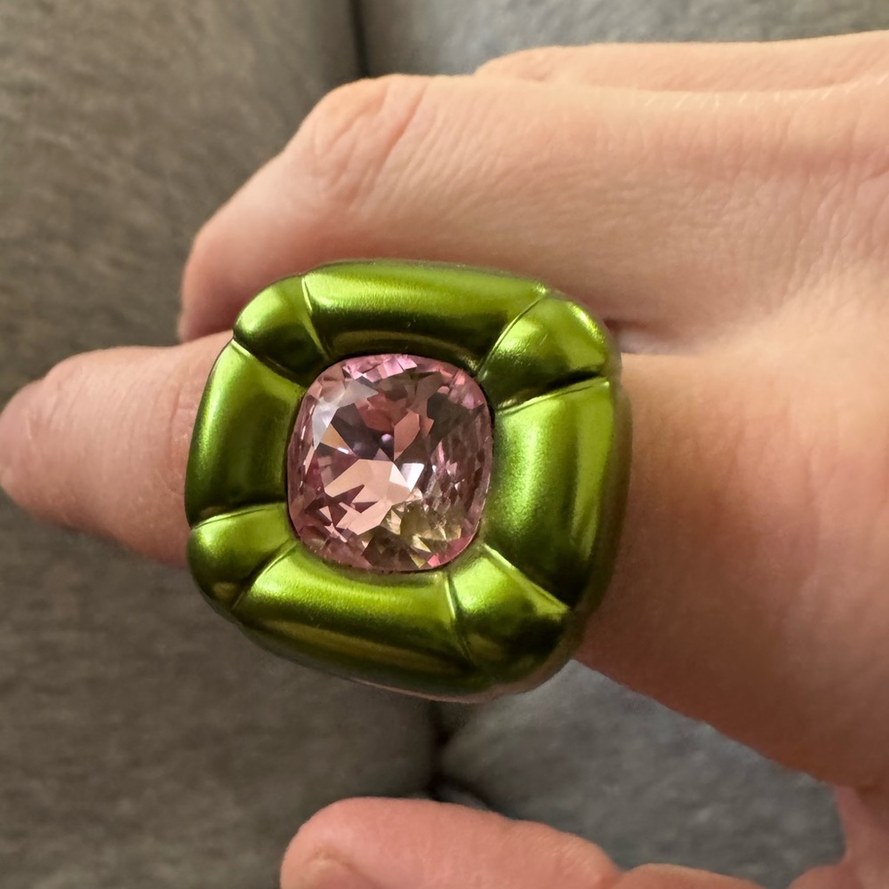 ✨ Swarovski Statement Dulcis ring✨